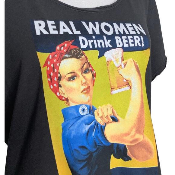 Life Is Good Real Women Drink Beer Rosie The Riveter Graphic Tee Large NWT - Picture 3 of 8